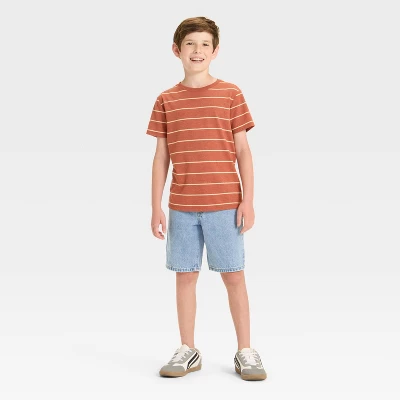 Boys' 'At The Knee' Denim Shorts - Cat & Jack™ 2 Boys' 'At The Knee' Denim Shorts - Cat & Jack™ - Image 2